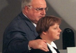 Angela Merkel: Doğu Almanya Günlerinden Başbakanlığa 