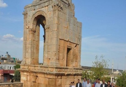 Anıt mezarlar restore edilecek 