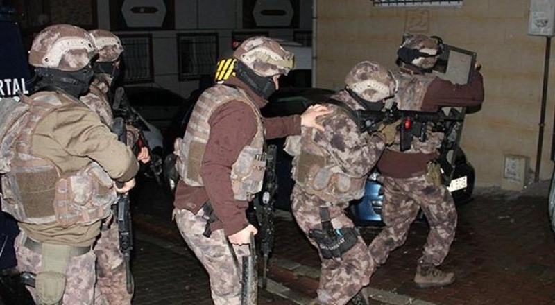 Ankara merkezli 50 ilde FETÖ operasyon düzenlendi