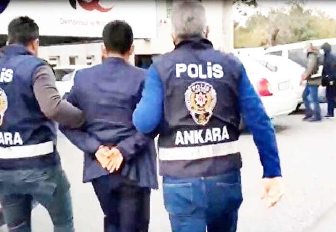 Ankara merkezli 50 ilde FETÖ operasyon düzenlendi