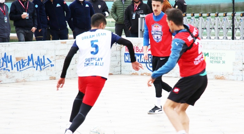 Ankara’dan Katar’a uzanan sokak futbolu heyecanı