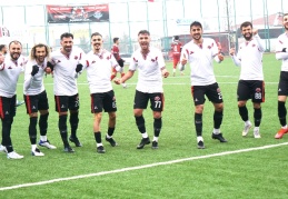 Ankas zirvede 4-0