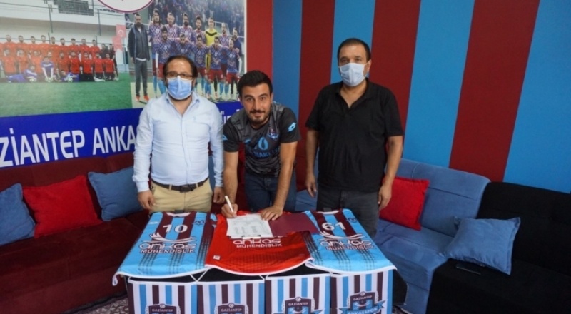Ankas’ta imzalar atılıyor