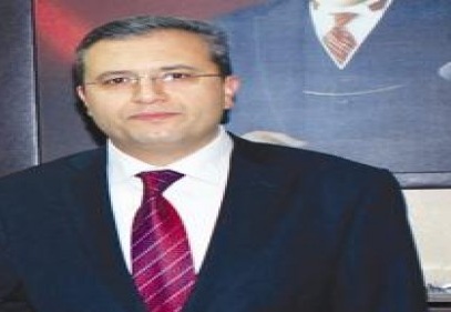 Anne, babalar olarak çocuklarımızı kucaklamalı, onlara sevgiyle sarılmalı