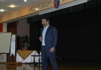 Anne babalara etkili çocuk gelişimi farkındalığına ulaşabilme anlatıldı