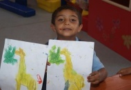 Anneler tarlada, çocukları okulda