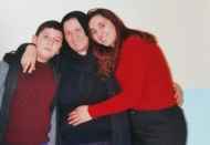 ‘Annemin felç olma riski var’