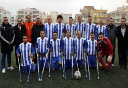 Antalya Engelliler Ampute Futbol takımını 5 golle mağlup etti