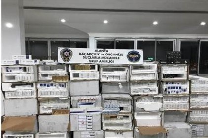 Antep-Antalya kaçak sigara hattı polise takıldı