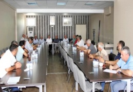 Antep fıstığı sektör temsilcileri istişare toplantısında buluştu