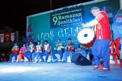 Antep türküleri ile çoştular 