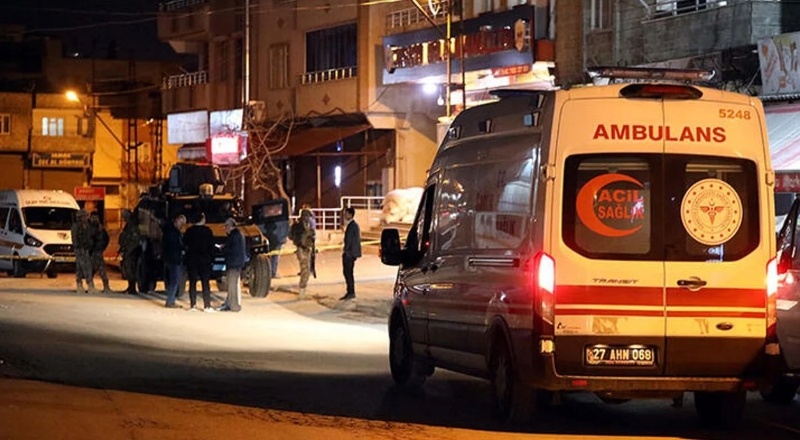 Antep'te 'çöp atma' kavgasında biri polis iki ölü, iki yaralı