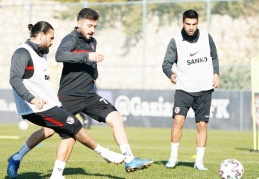 Antrenman, 1 saat 40 dakika sürdü