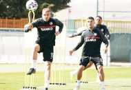 Antrenman, orta ve şut çalışmalarıyla son buldu