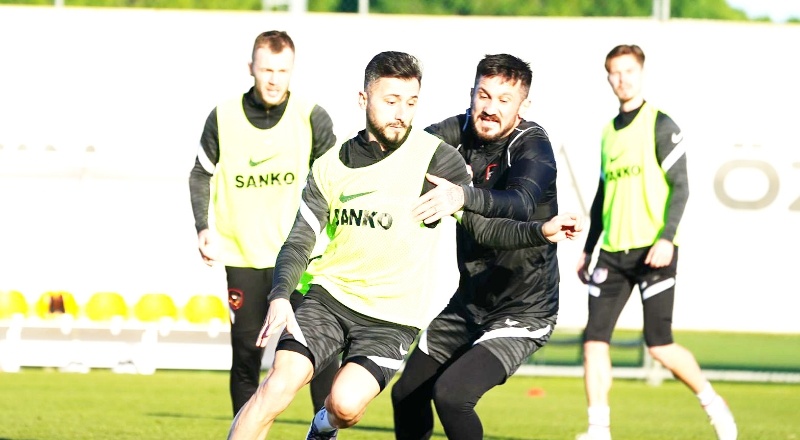 Antrenman tesisleri antrenmana uygun değil