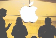 Apple, artan Koronavirüs vakaları nedeniyle ofislere dönüşü 2022'ye erteledi