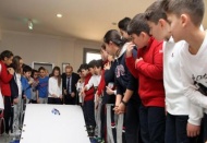 Arabalar yarıştı