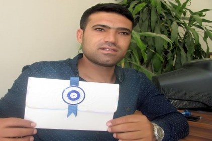 Araban ilçesinde bir vatandaş oğlunun sünnet merasimi için bastırdığı davetiyeye &#8216;Silah sıkılmaması rica olunur&#8
