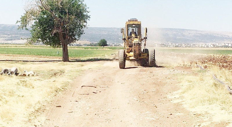 Araban’da arazi yolları yapılıyor