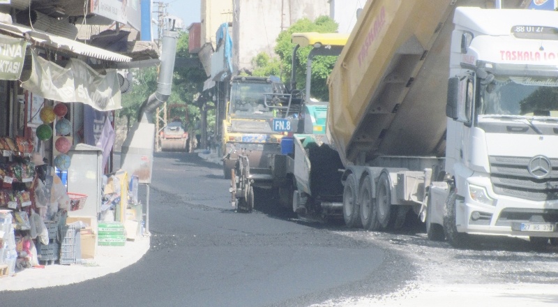 Araban'da asfalt çalışmaları başladı