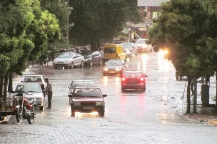 Araban&#8217;da da sağanak yağış ve yoğun sis etkili oldu