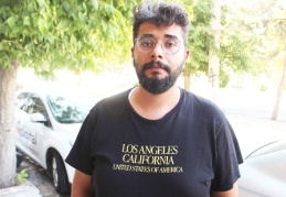 Aracın 4 lastiğini patlatıp çizikler atan kişi kameraya yakalandı