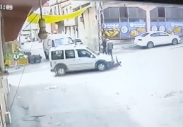 Aracın altında metrelerce sürüklendi