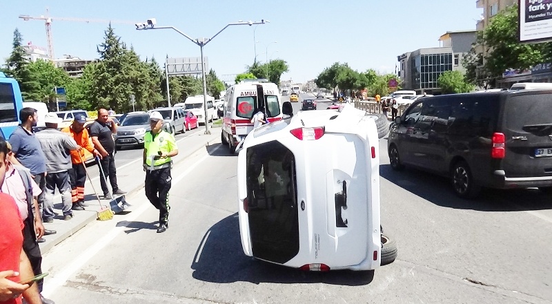 Aracın devrini aldıktan dakikalar sonra kaza yaptı