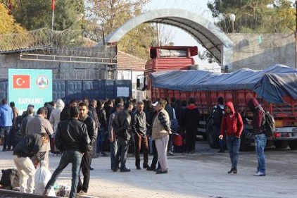 Aralarında gümrük memurlarının da bulunduğu 6 kişi tutuklandı