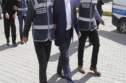 Aralarında işadamları doktor ve öğretmenler de var