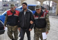 Aranan bir şahıs yakalandı 