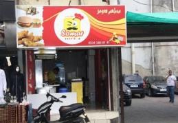 Arapça tabelalar sökülüyor