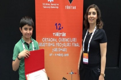 Aras Dilsiz&#8217;e TÜBİTAK&#8217;tan ödül 