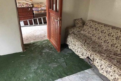 Arazi meselesi yüzünden yakınları darp etti