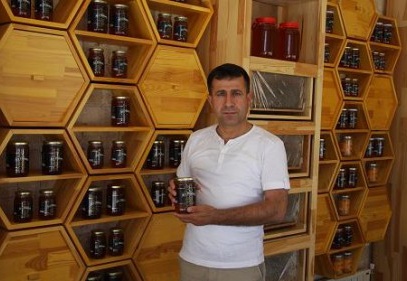 Arı ekolojik dengenin  temelini oluşturuyor 