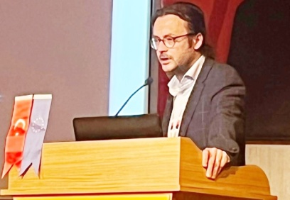 Arkeoloji ve Kültürel Miras Eğitimleri Çalıştayı'nda konuşan Dr. Serkan Gündüz: "Marmara Denizi, medeniyetlerin buluşma noktası olmuştur"