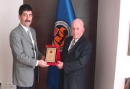 Arsasını Vakıflara bağışladı