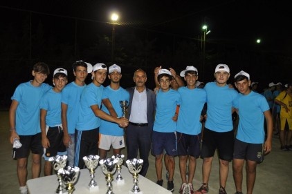 Arsuz 1. Spor Şenliği, plaj futbolu ve halı saha futbol turnuvaları tamamlandı