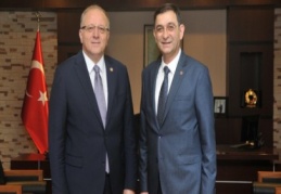 “Artık gündem ekonomi olmalı” 