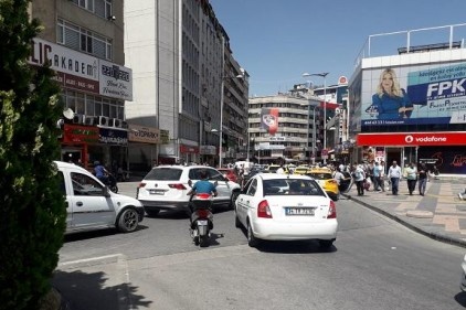 Artık trafik sorununa bir çözüm bulunmalı