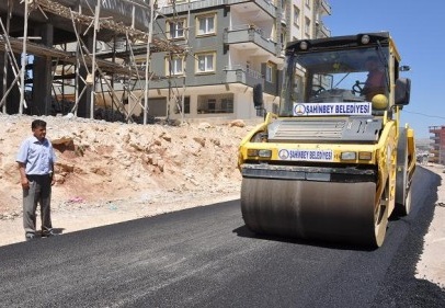 Asfalt çalışmaları sürüyor 