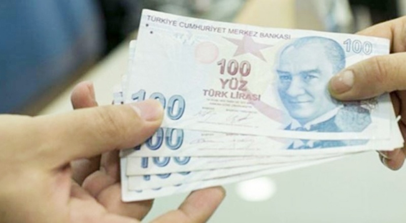 Asgari ücret 300 doların altına düşmüş durumda