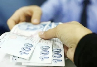 Asgari ücret bir ayda 835 TL eridi