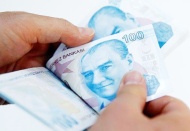 Asgari ücret ile en düşük memur maaşı arasında 1305 lira fark var