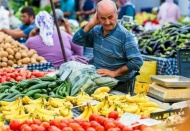 "Asgari ücret yeniden belirlenmeli"