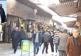 “Asgari ücretli 10 bin lira maaş alsa bile bu zamlar yüzünden geçinemez”