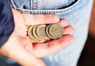 Asgari ücretlinin alım gücü 3 bin 229 liraya geriledi