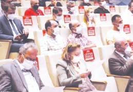 Aşı karşıtları tehdit oluşturuyor