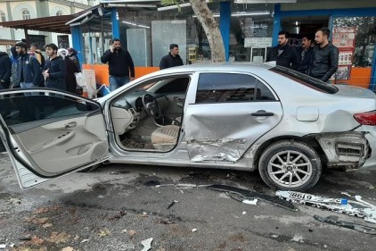 Aşırı hız, 15 yaralı