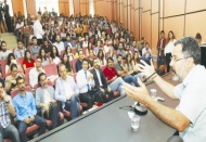 Aşk bir eğitim aracıdır bittiğinde olgunlaşırsınız